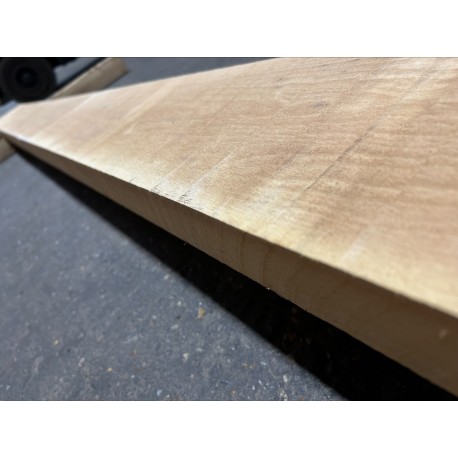 ROUGH SAWN KILN DRIED BEECH