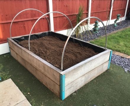 Garden raised bed